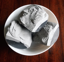 Load image into Gallery viewer, DETOX.  Himalayan Salt and Activated Charcoal Bar